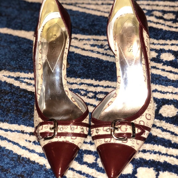 ❌SOLD❌ 🦋Pick 5/$25 items! Guess Patent & Fabric D’orsay - Picture 2 of 8